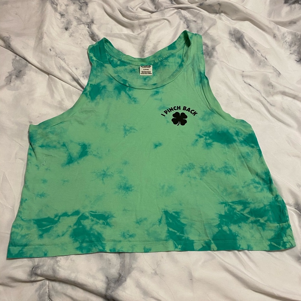 PINK Victoria’s Secret Cropped St. Patrick’s Tank